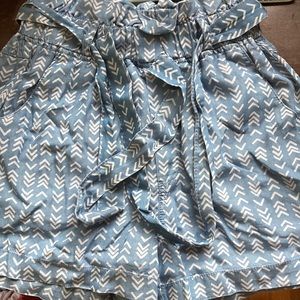 Thread & Supply blue with white arrows and 2 large pockets